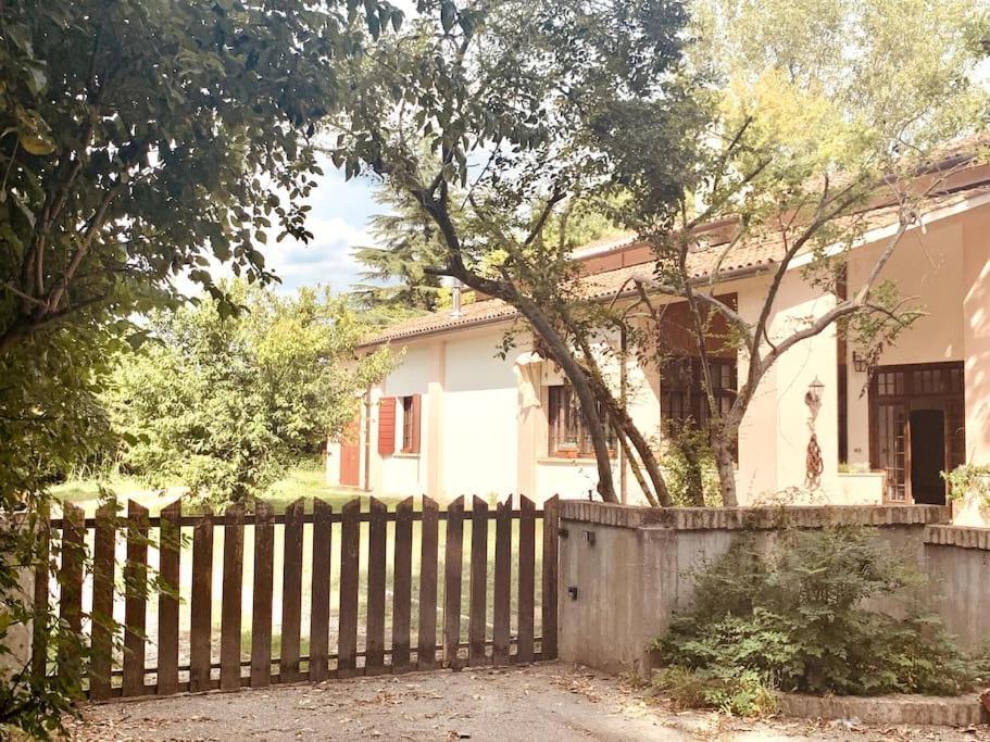 Raffinatezza Rustica Nella Campagna Veneziana Apartment Canton  Bagian luar foto
